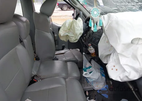 2005 Ford F-150 Stx/Xl/Xlt из США, поврежденный, VIN 1FTRF12W55NB44277